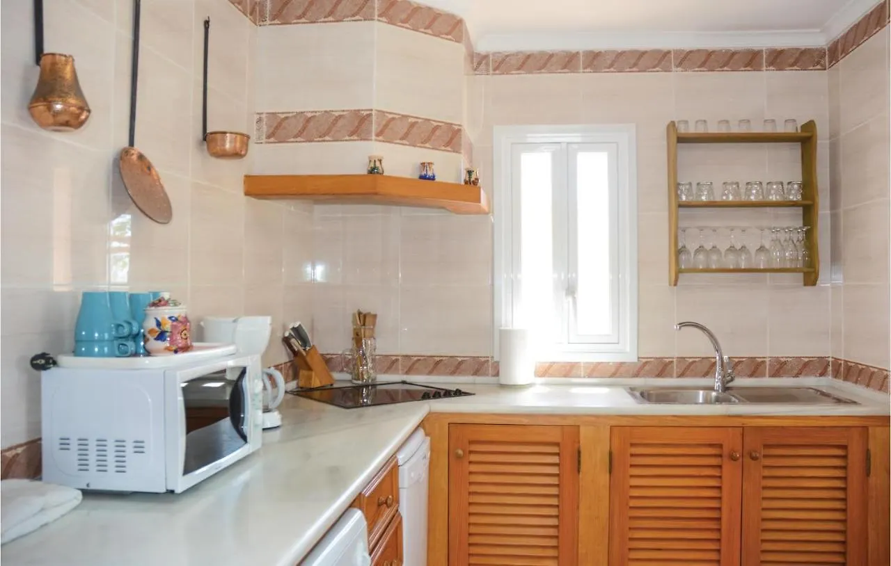 3 Bedroom Stunning Home In SAlquería Blanca