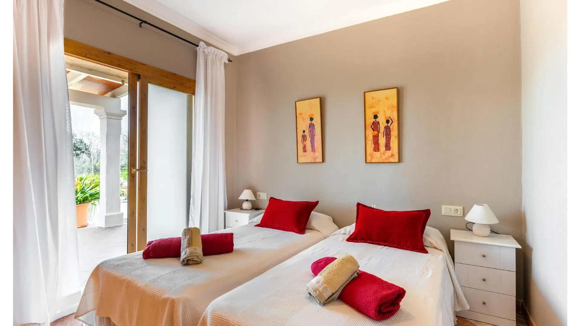 3 Bedroom Stunning Home In SAlquería Blanca Spanien