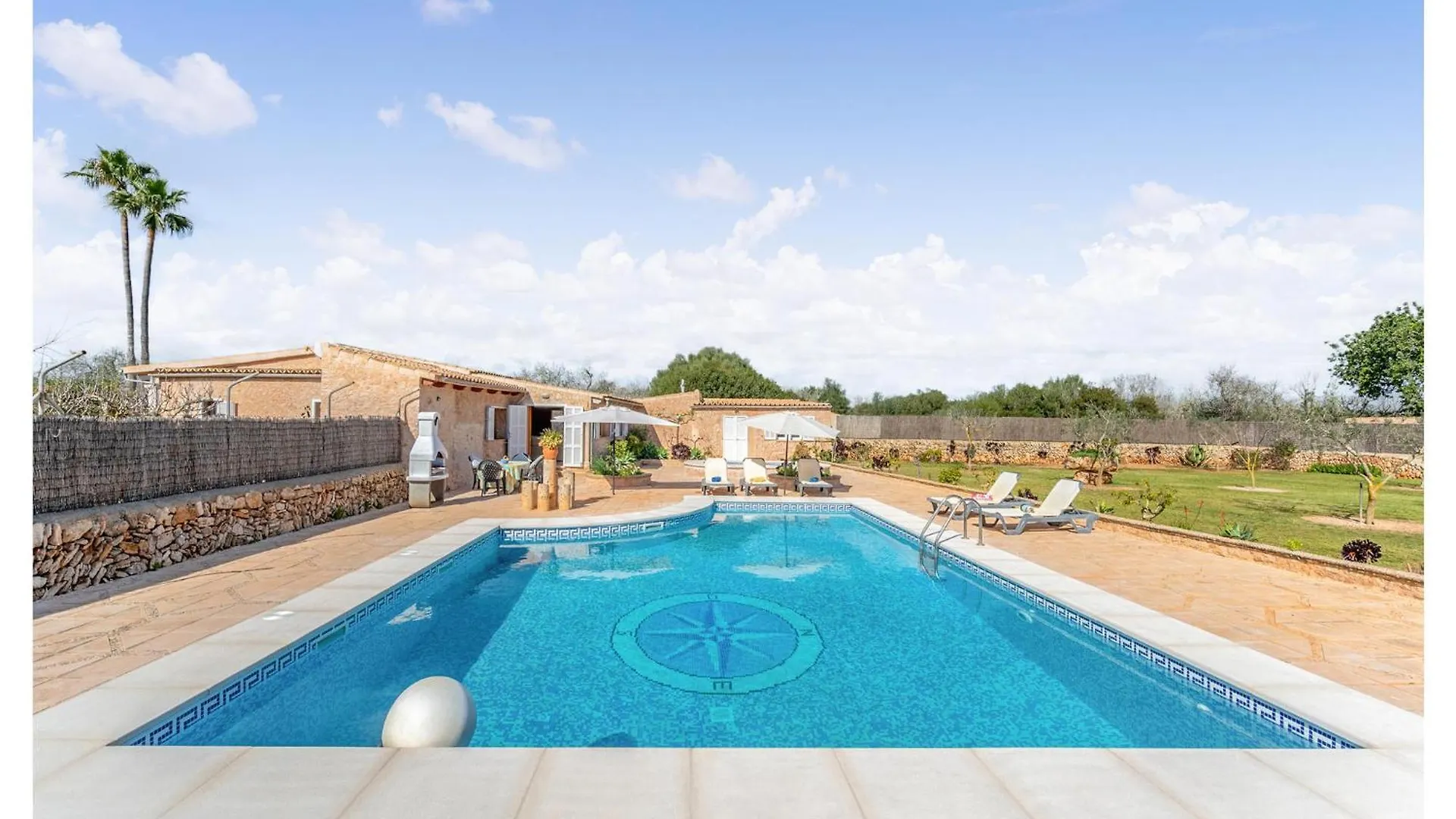 3 Bedroom Stunning Home In SAlquería Blanca